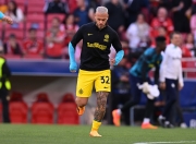 球友会官网包含国际米兰首回合惊险本菲卡，张本智和砍下11记关键球，全场沸腾的词条